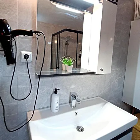 Дом отдыха Lotus House *